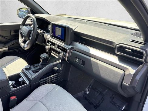 Used 2025 Toyota 4Runner SR5 RWD image 23