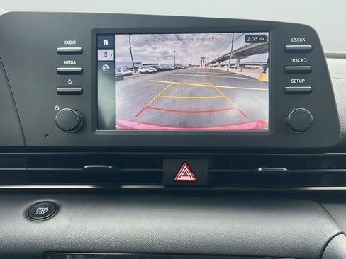 Used 2025 Hyundai Elantra Sport FWD image 19