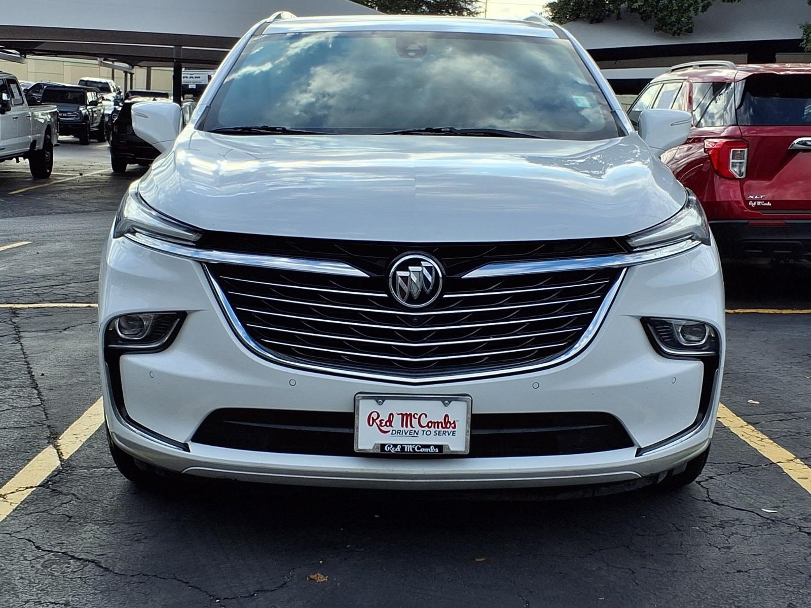 Used 2022 Buick Enclave Premium FWD image 2