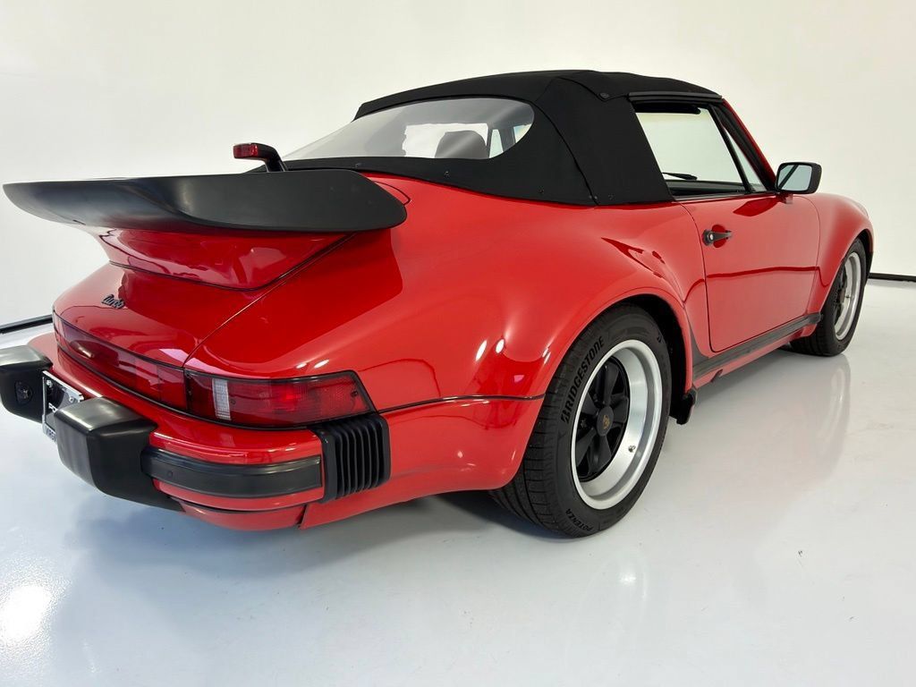 Used 1987 Porsche 911 Carrera RWD image 3