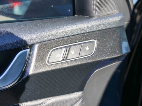 Used 2021 Hyundai Palisade Calligraphy image 11