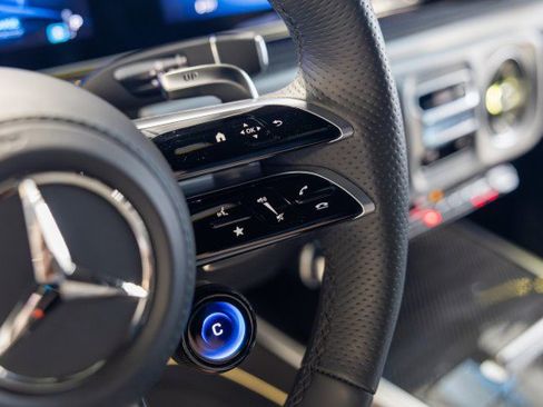 Used 2025 Mercedes-Benz G 63 AMG 4MATIC image 37