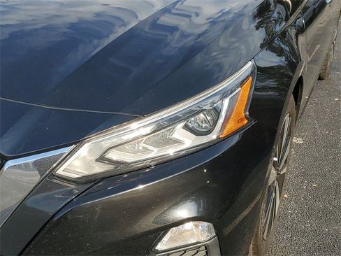 Used 2022 Nissan Altima 2.5 SV image 9