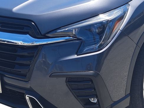 Certified 2023 Subaru Ascent Touring AWD/4WD image 9