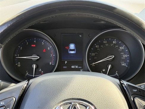 Used 2021 Toyota C-HR Limited image 16