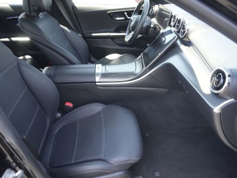 Used 2024 Mercedes-Benz C 300 4MATIC Sedan image 22