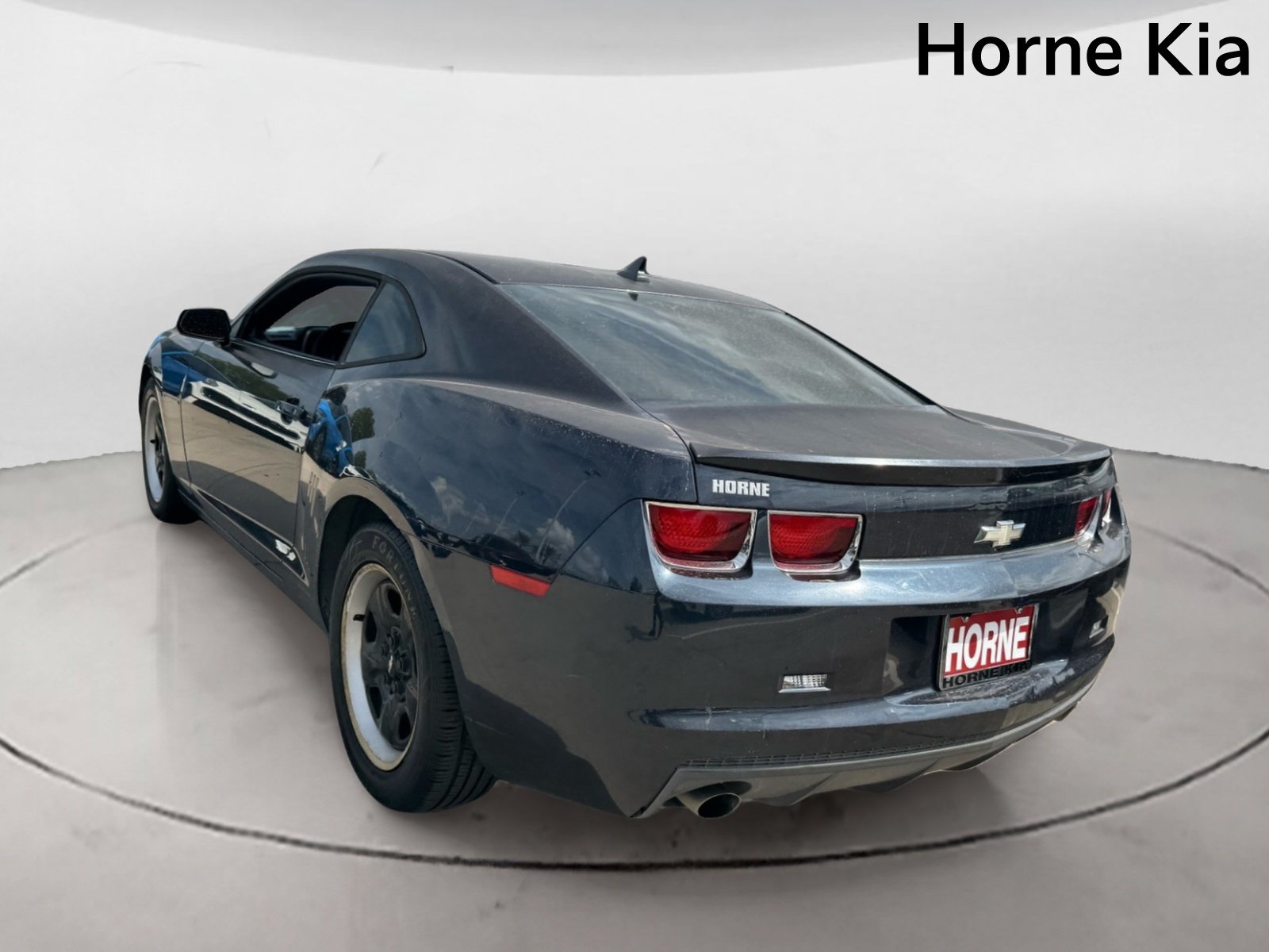 Used 2013 Chevrolet Camaro LS RWD image 5