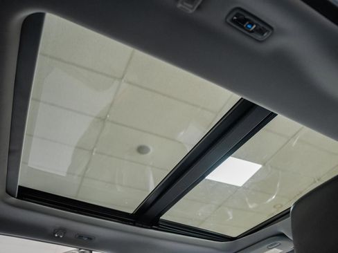 Used 2022 Ford F150 Lariat image 39