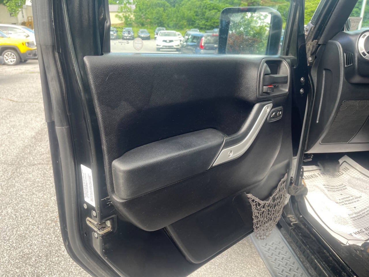 Used 2012 Jeep Wrangler Unlimited Sahara w/ Dual Top Group AWD/4WD image 12