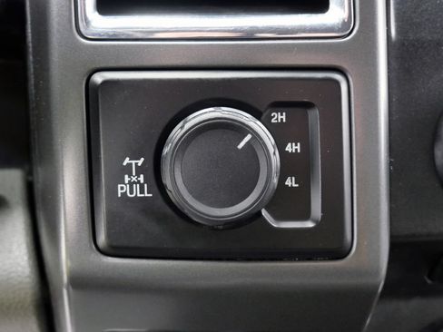Used 2017 Ford F250 XLT w/ XLT Value Package AWD/4WD image 29