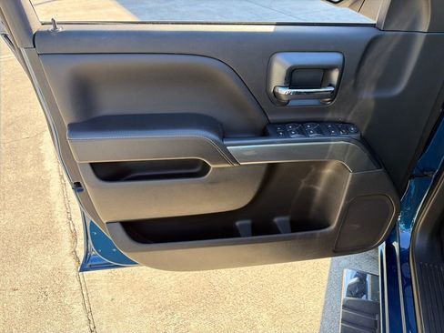 Used 2018 Chevrolet Silverado 1500 LT w/ All Star Edition image 17