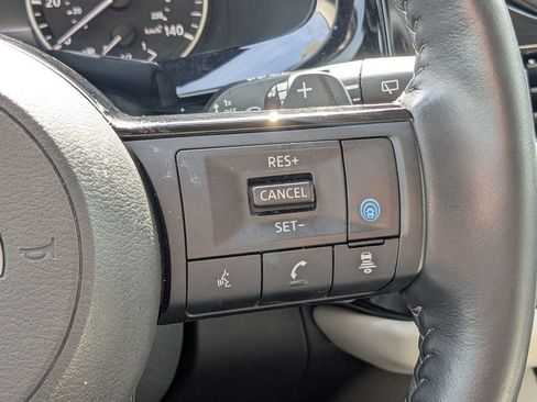 Used 2023 Nissan Pathfinder SL AWD/4WD image 24