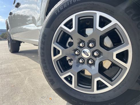 Used 2024 Ford F150 STX image 9