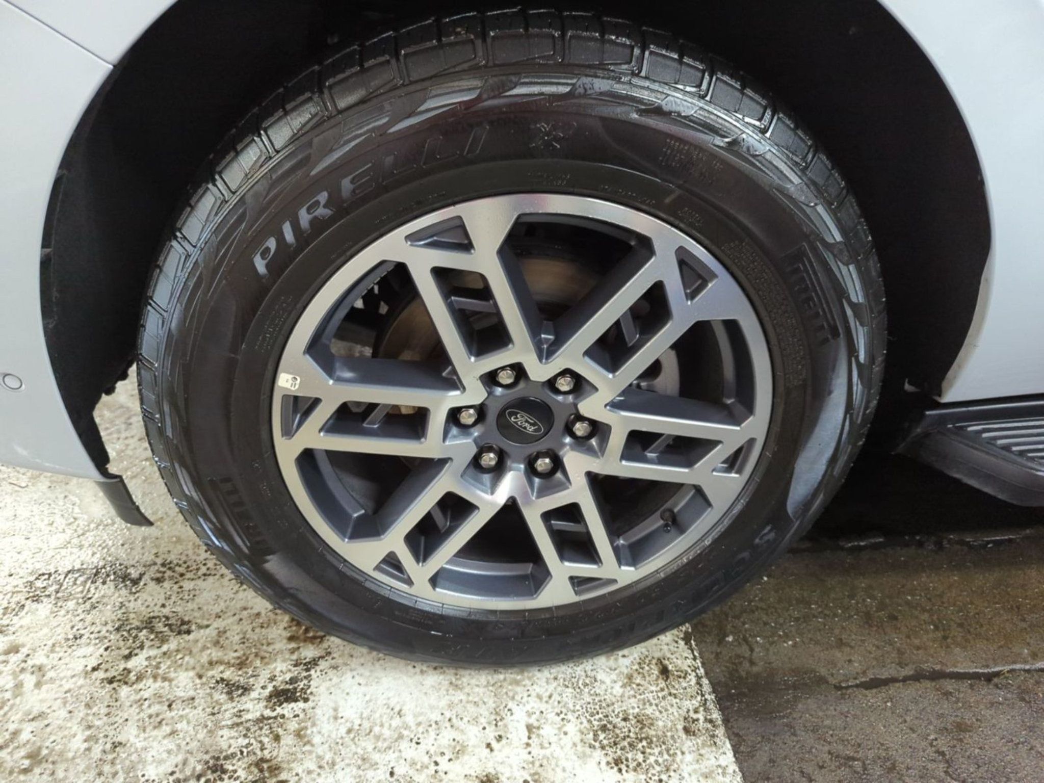 Used 2025 Ford Expedition Max Active AWD/4WD image 10