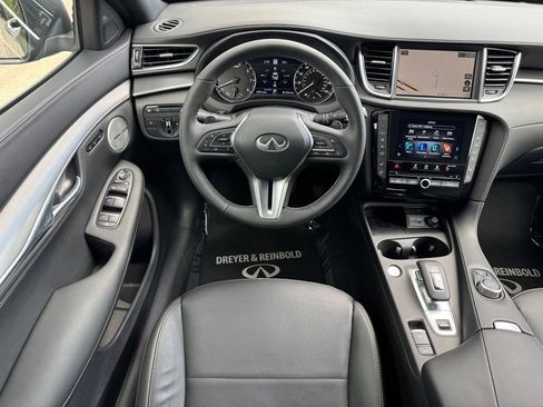 Used 2025 INFINITI QX55 Essential AWD/4WD image 18