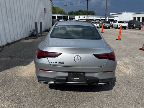 Used 2025 Mercedes-Benz CLA 250 image 7
