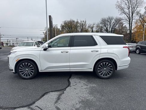 Used 2023 Hyundai Palisade Calligraphy image 8