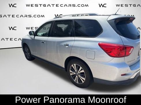 Used 2017 Nissan Pathfinder SL w/ SL Premium Package image 14