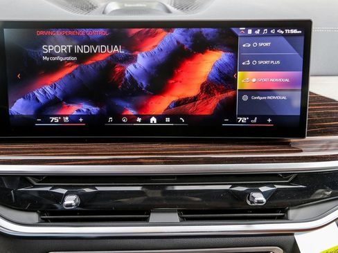 New 2026 BMW X7 M60i image 12