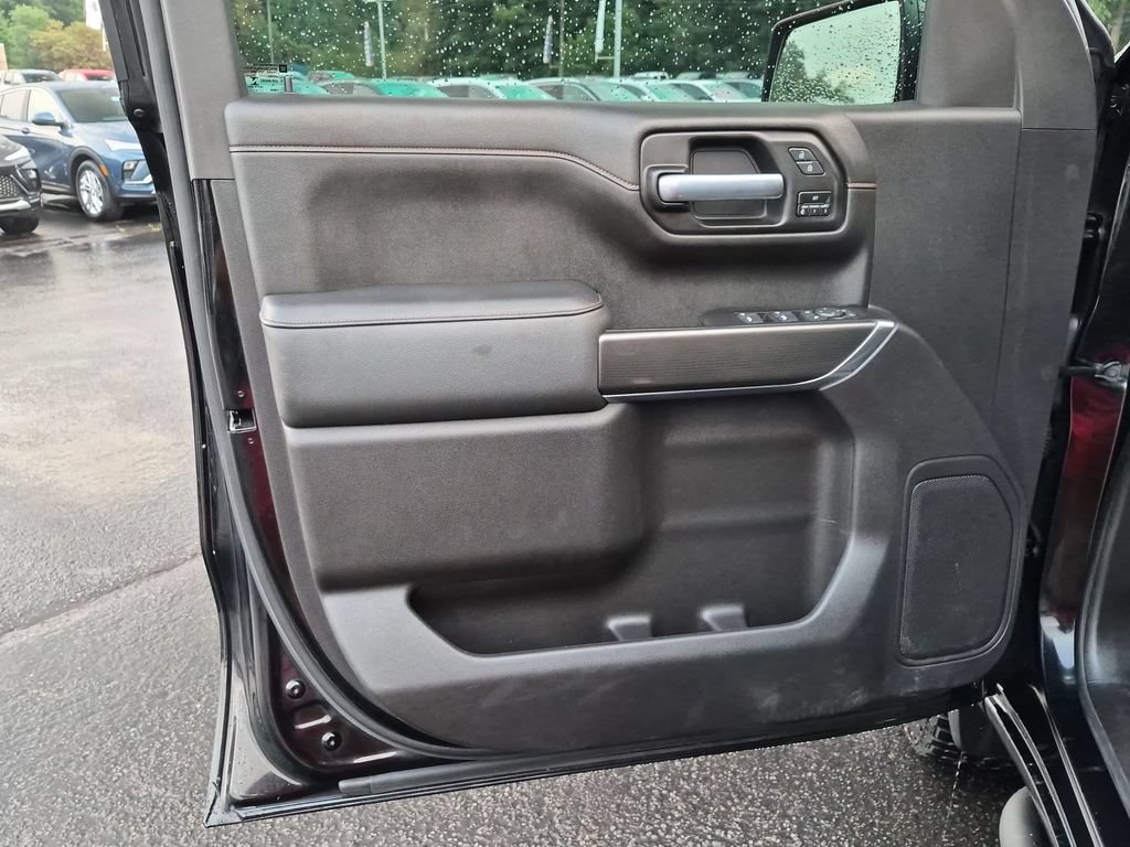 Used 2021 GMC Sierra 1500 AT4 w/ Driver Alert Package I AWD/4WD image 18