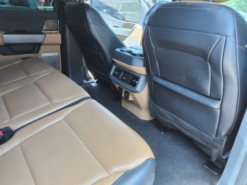 Used 2024 Ford F350 Lariat w/ Lariat Ultimate Package AWD/4WD image 28