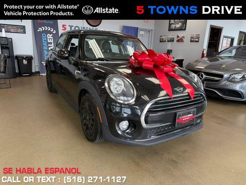 Used 2019 MINI Cooper 4-Door Hardtop FWD image 1