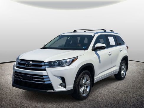 Used 2018 Toyota Highlander Limited AWD/4WD image 7