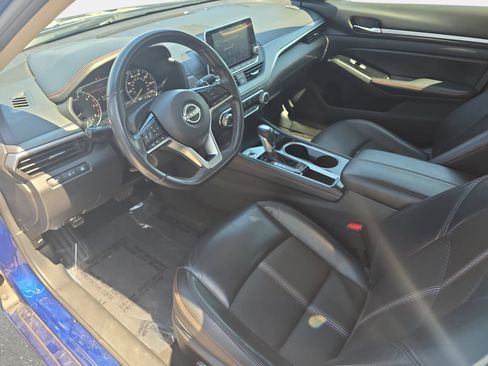 Used 2024 Nissan Altima 2.5 SR FWD image 15