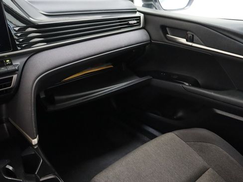 Used 2025 Toyota Camry LE FWD image 23
