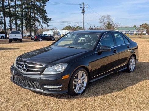 Used 2014 Mercedes-Benz C 250 Sedan image 7