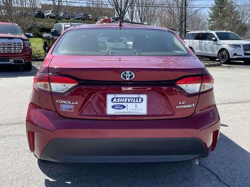 Used 2023 Toyota Corolla LE image 4