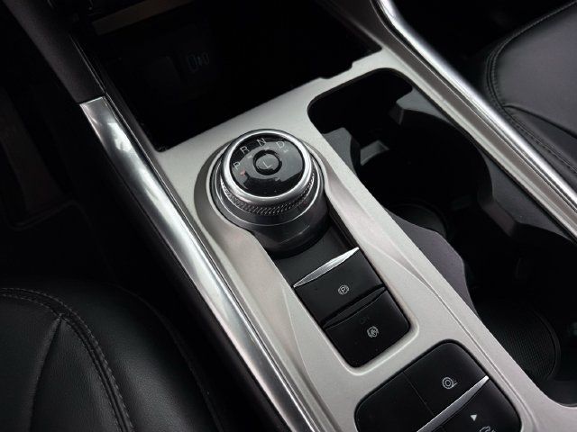Used 2022 Ford Explorer XLT w/ Equipment Group 202A RWD image 20