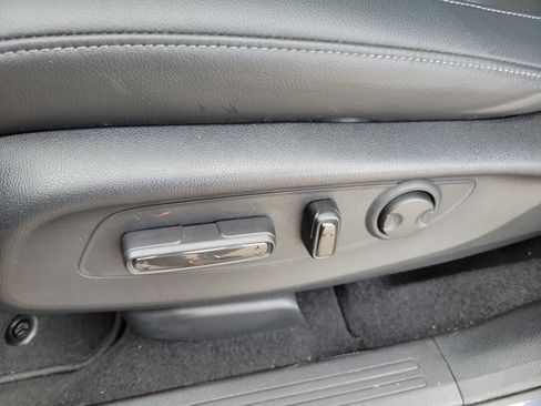 Used 2025 Honda CR-V EX-L image 25