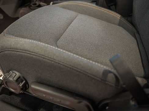 New 2025 Jeep Gladiator Sport image 33