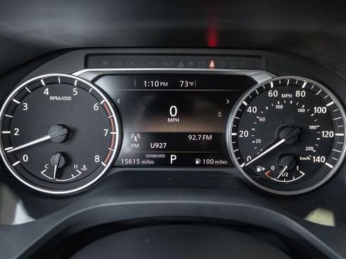 Used 2023 Nissan Rogue SV image 10