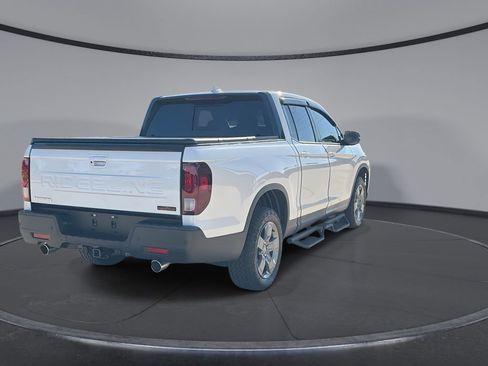 Used 2025 Honda Ridgeline TrailSport image 11