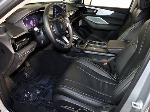 Used 2026 Acura MDX w/ Technology Package image 12