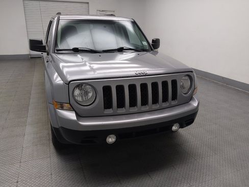 Used 2017 Jeep Patriot Sport w/ Power Value Group FWD image 14