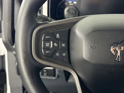 Used 2024 Ford Bronco Badlands image 18