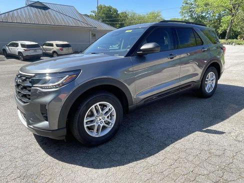 New 2026 Ford Explorer Active image 6