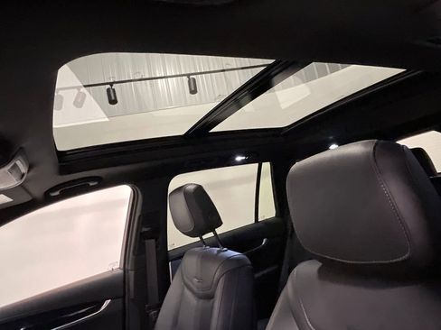 Used 2025 Cadillac XT6 Premium Luxury image 22