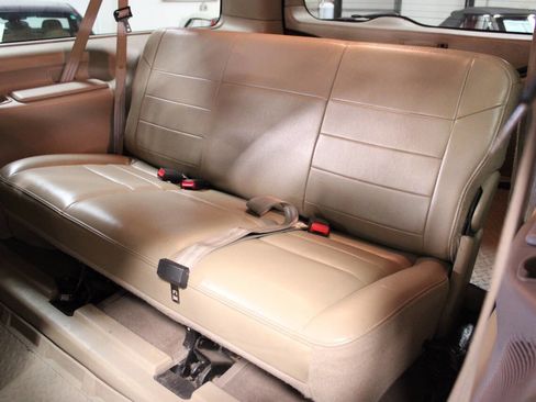 Used 2004 Ford Excursion Limited image 39