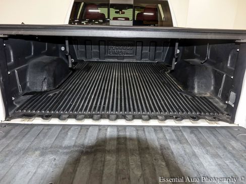 Used 2019 Chevrolet Silverado 1500 LT Trail Boss AWD/4WD image 28