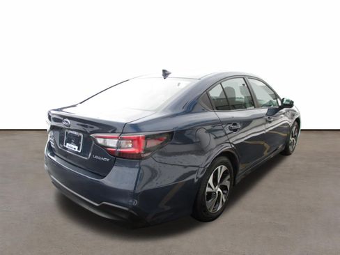 Used 2025 Subaru Legacy Premium image 5