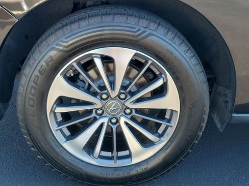 Certified 2017 Acura RDX AWD w/ Advance Package image 7