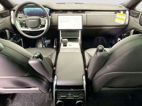 New 2026 Land Rover Range Rover SE image 14