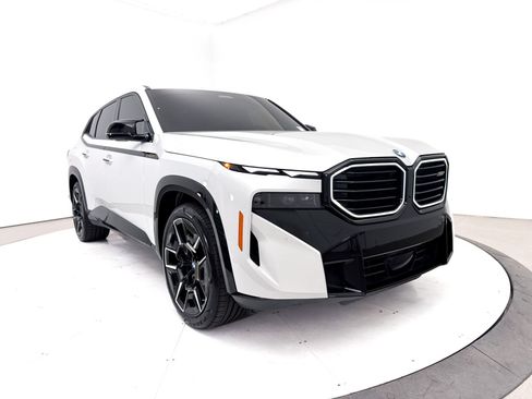 Used 2024 BMW XM AWD/4WD image 30