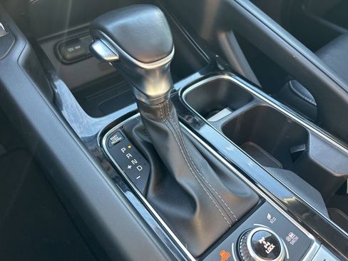 Used 2022 Kia Telluride S image 38