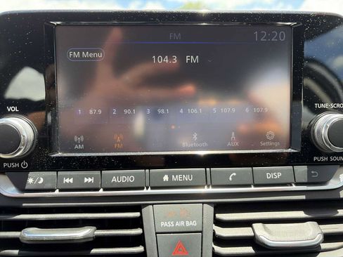 Used 2023 Nissan Altima 2.5 S FWD image 12