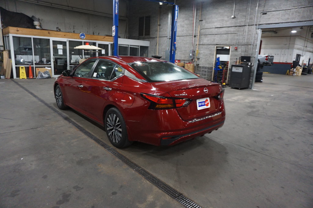 Used 2023 Nissan Altima 2.5 SV FWD image 20